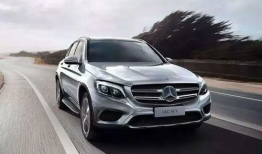 奔驰爆料博主视频播放下载,揭秘热门视频背后的秘密